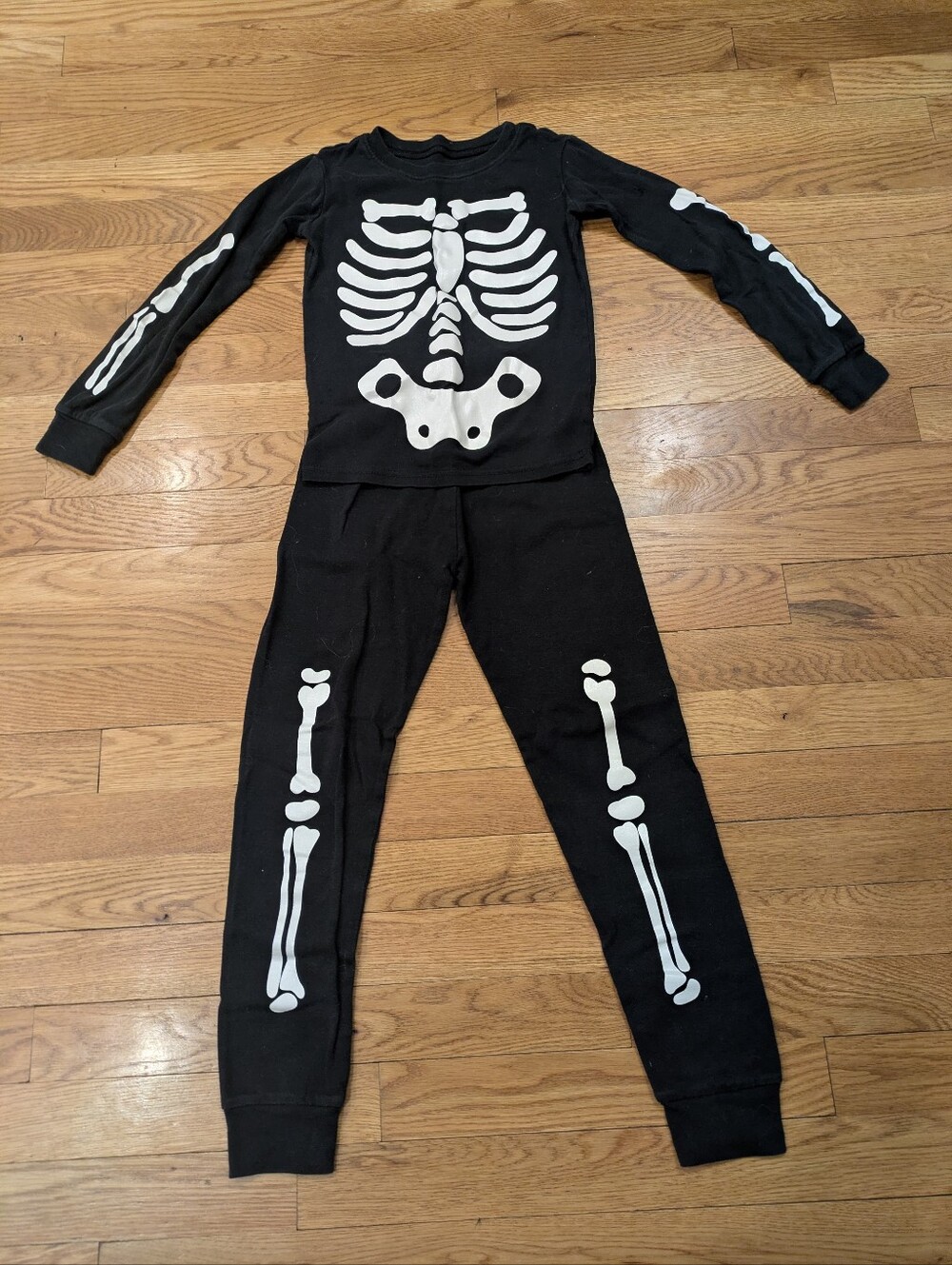 Children's place Skeleton Pajamas Set